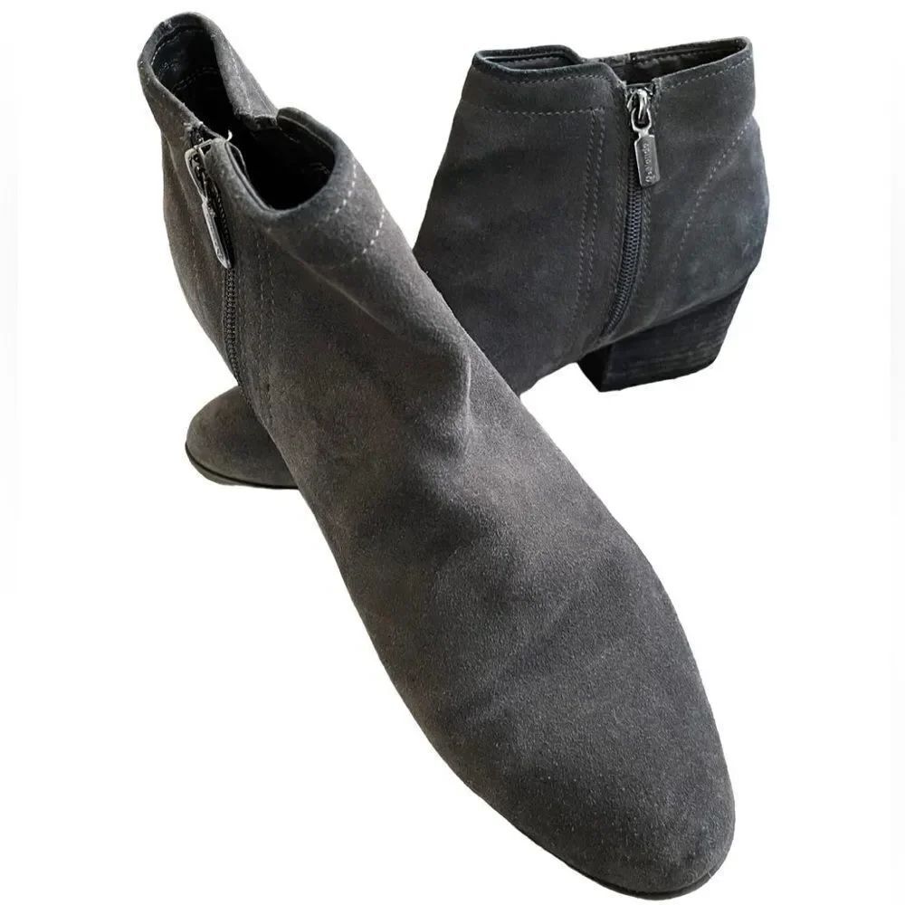 BLONDO Boots Womens 10 M Valli
Waterpoof Ankle Heels Zip Up B4935635 Gray Suede
